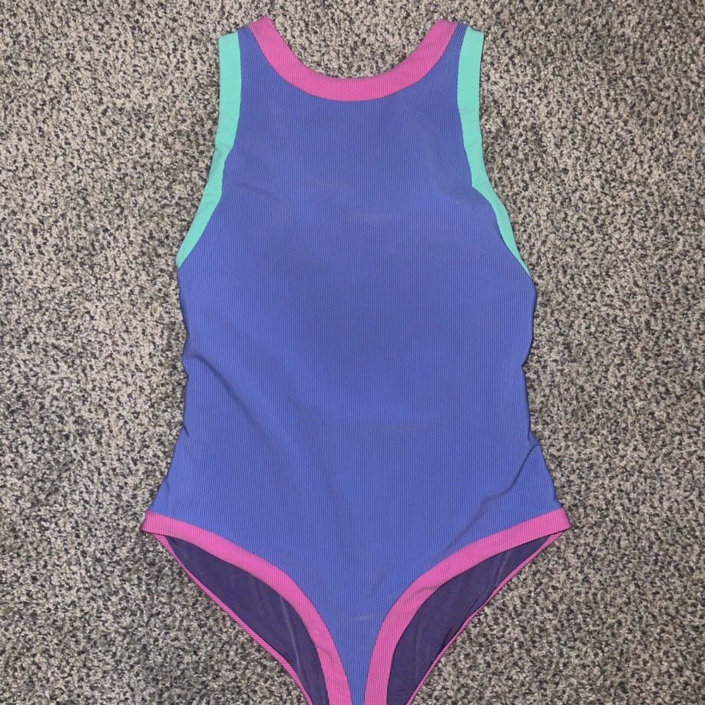 Women’s Beach Riot one piece swim L